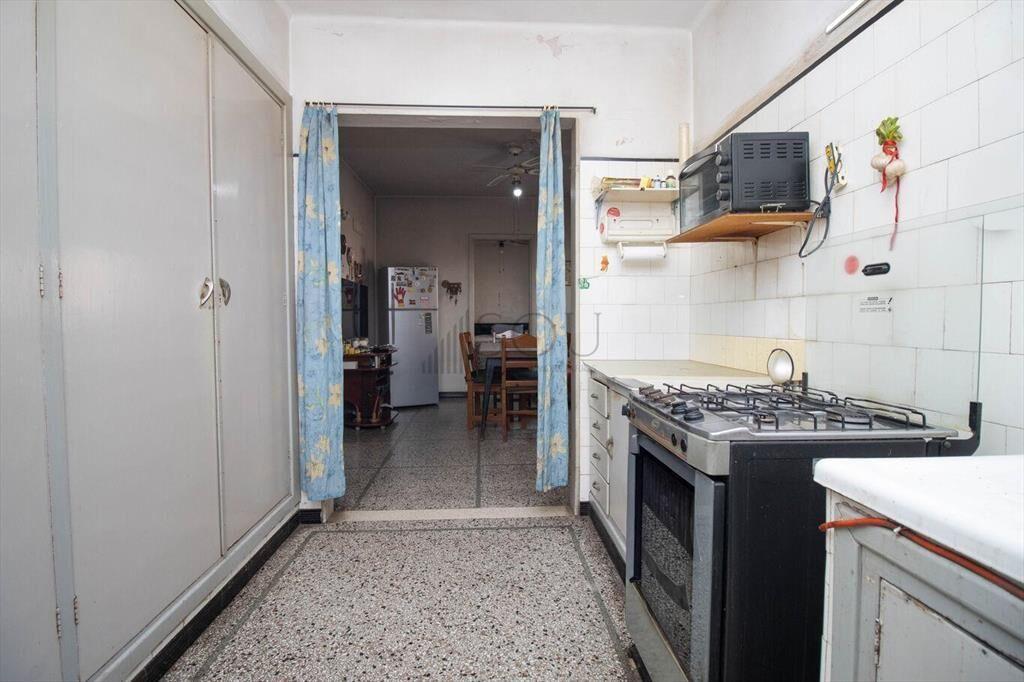Venta casa 5 dormitorios y garaje en Cerrito