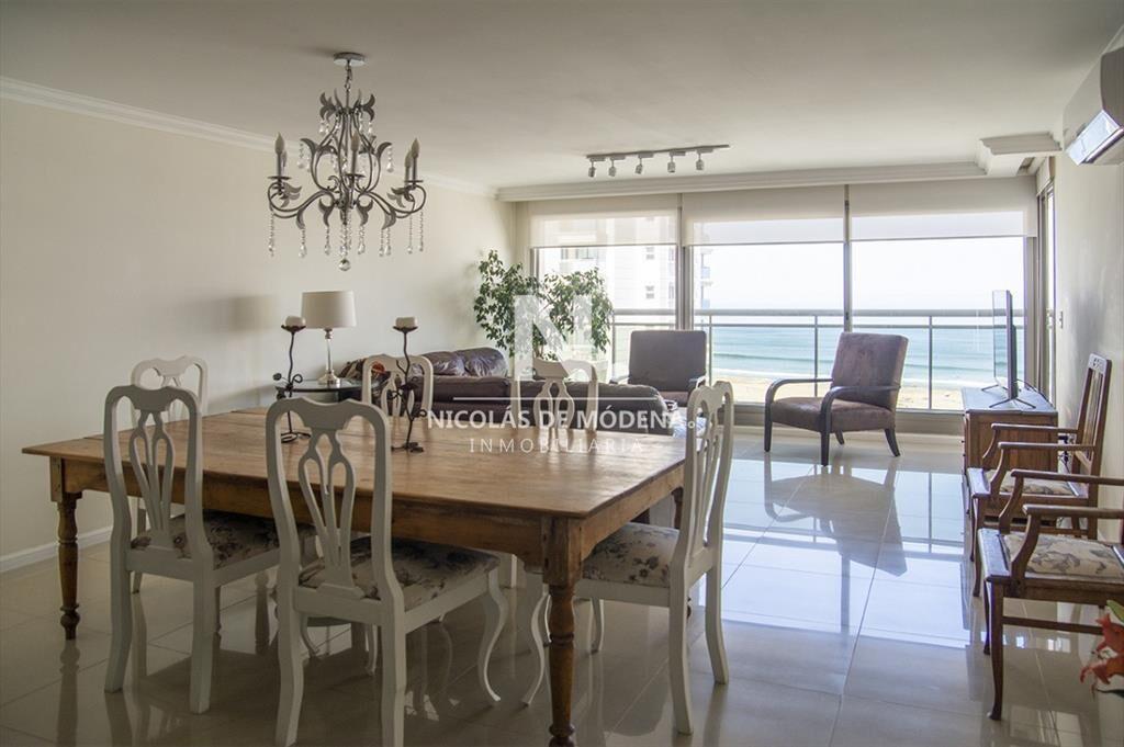 Hermoso Departamento en venta de 3 dormitorios en Torre Imp