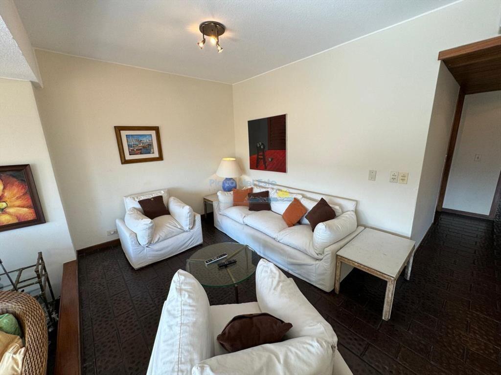 Apartamento en alquiler de 3 dormitorios en , del