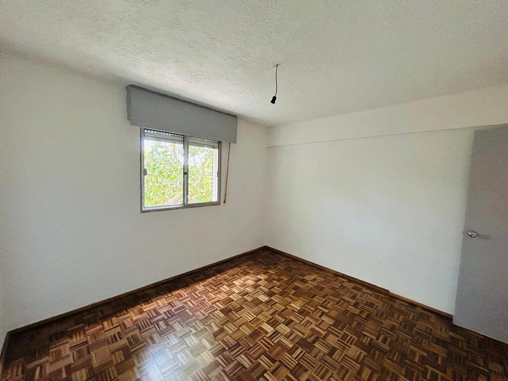 Alquiler de Apartamento en Calle Soriano con 2 dormitorios e