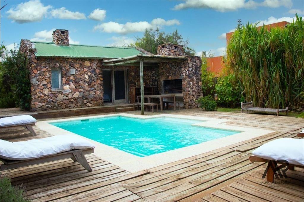 Venta Casa En Punta Del Este . Manantiales