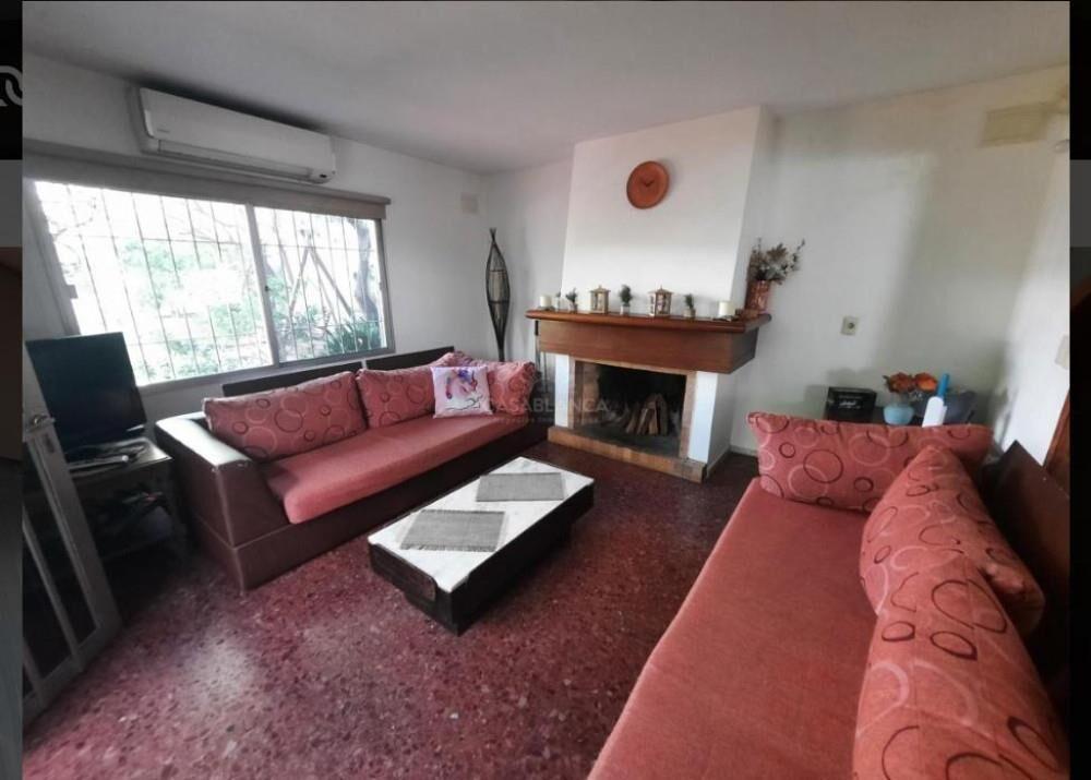 Venta casa 5 dorm en Atahualpa, Bv. Artigas y Ramón Márquez