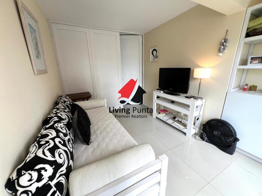 Apartamento en venta frente al mar. En