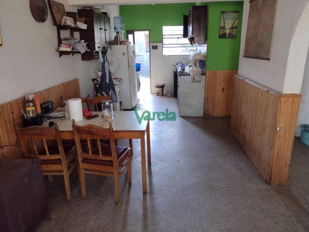 Venta de casa en Pinamar sur, 4 dormitorios, a al