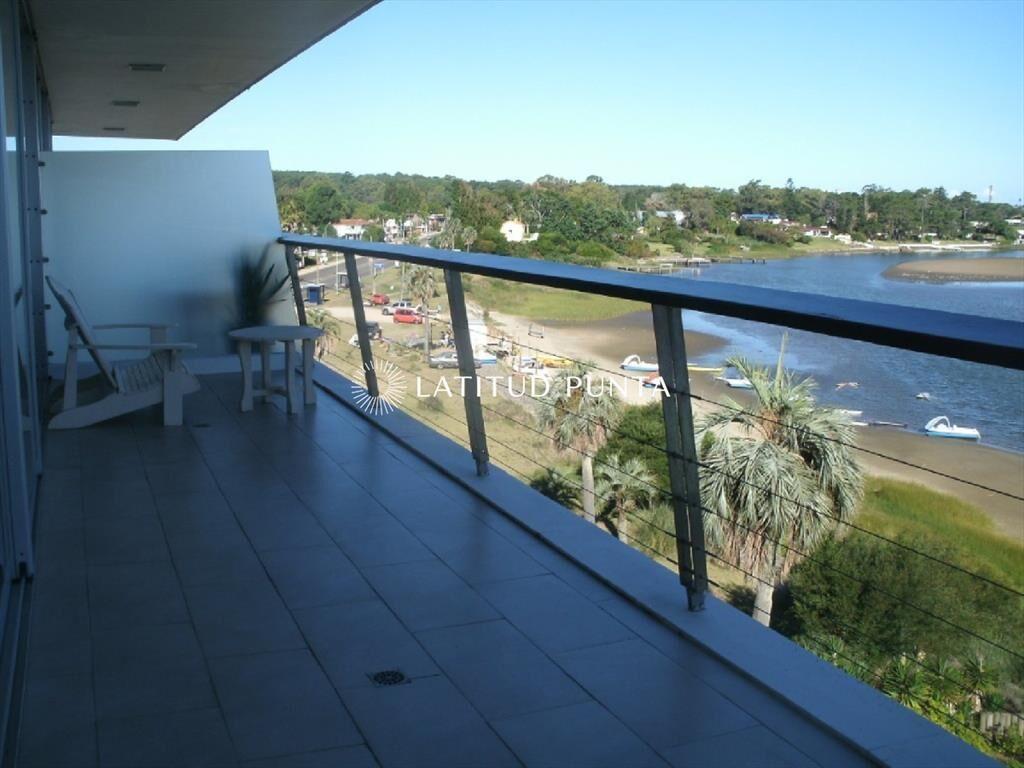 Apartamento en La Barra, 3 suites