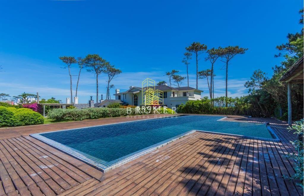 Venta Mansión frente al mar en Punta del Este -