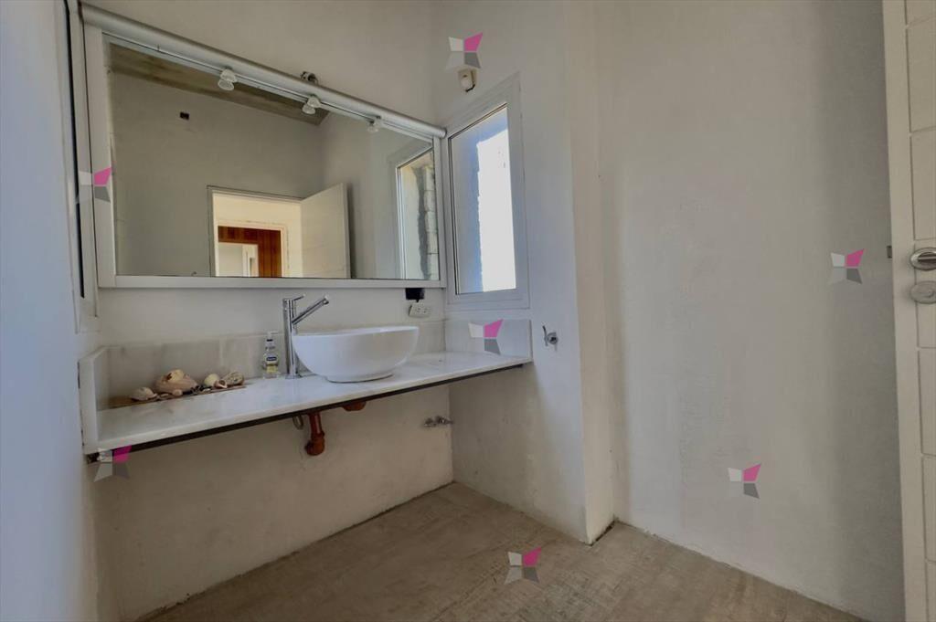 Casa en alquiler a metros del mar con excelente vista