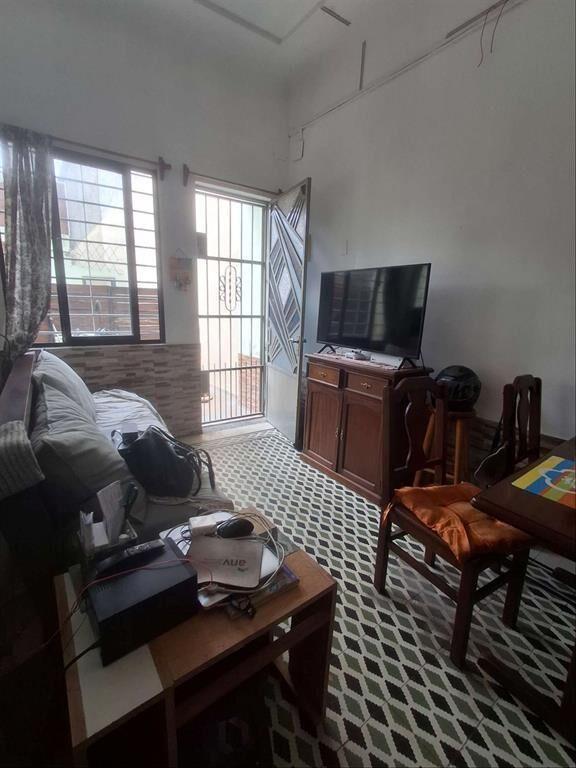 Venta casa de 2 dorm + apartamento de 1 dormitorio, la casa