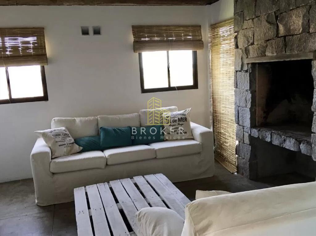 Casa de dos dormitorios en Jose Ignacio, Santa