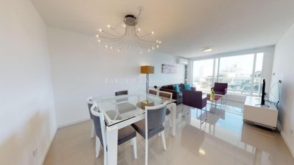 Apartamento de 1 dormitorio en torre One, Punta