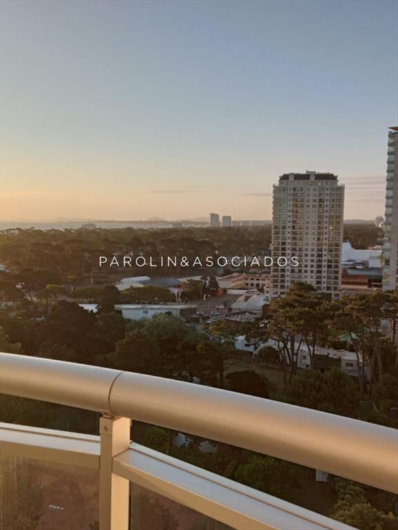 Excelente apartamento en venta en Ocean Drive,