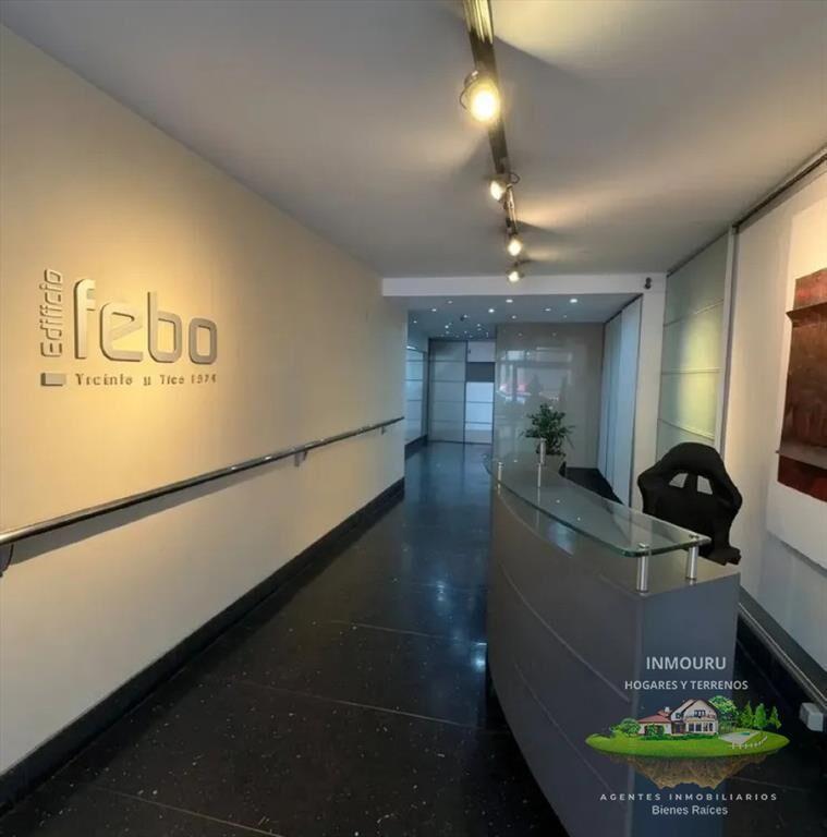 VENTA DE HERMOSO MONOAMBIENTE EN CIUDAD VIEJA CON RENTA ACT
