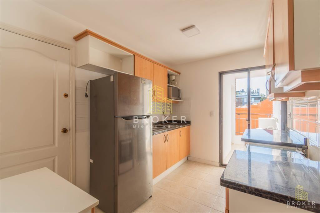 Alquiler apartamento 2 dormitorios y servicio en Carrasco a