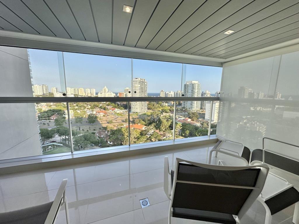 APARTAMENTO 2 DORMITORIOS ALQUILER ANUAL E INVERNAL - MIAMI