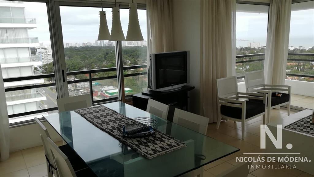 Venta de Apartamento 3 dormitorios. en Jardines del Country