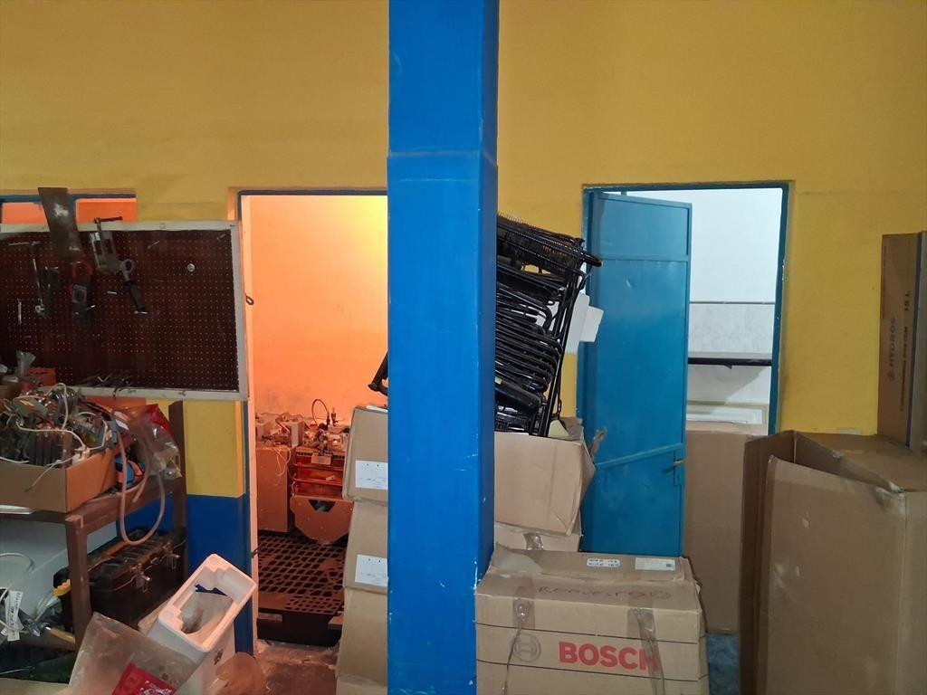 VENDO LOCAL COMERCIAL / DEPOSITO EN CORDON SUR
