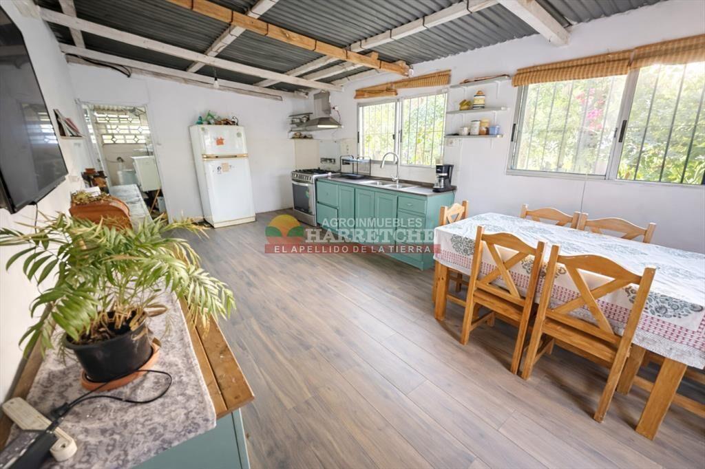 Casa en venta en Las Brujas, 1200 m2 de terreno,