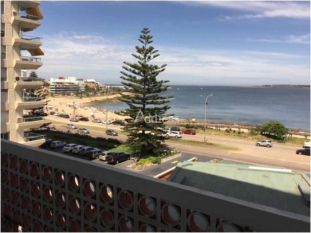 MANSA FRENTE AL MAR