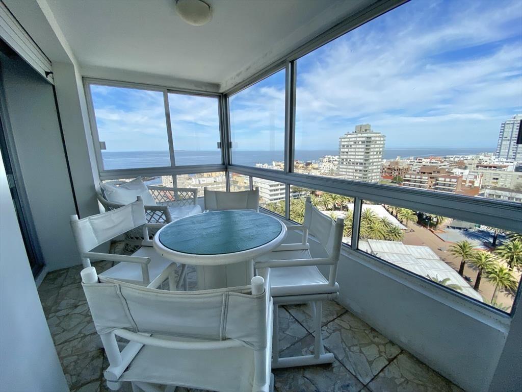 ALQUILER TEMPORAL APARTAMENTO DE 3 DORMITORIOS -