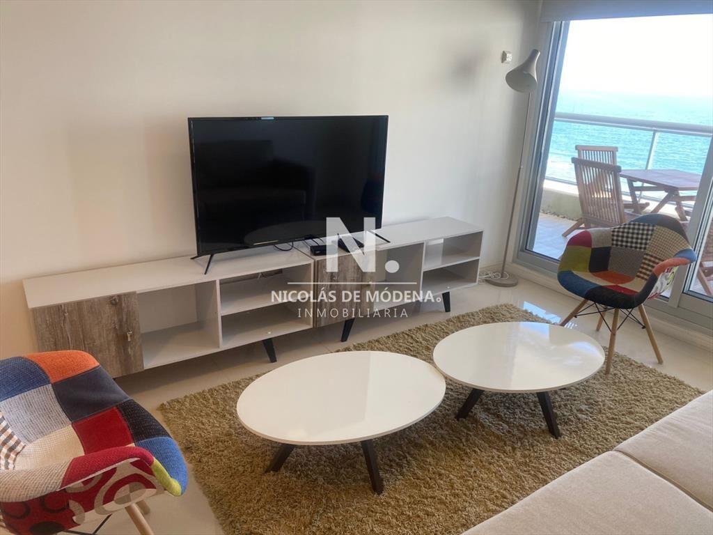 Vende apartamento de 2 dormitorios en Brava, del