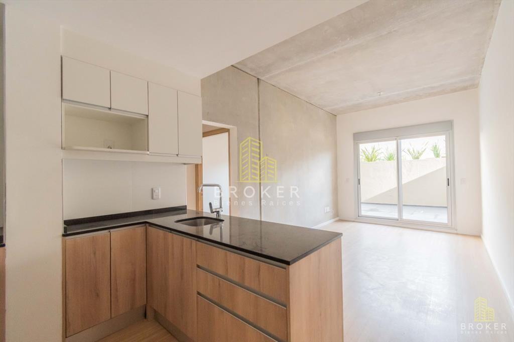 ALQUILER APARTAMENTO 1 DORMITORIO CON PATIO -
