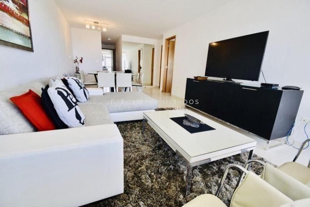 Apartamento en venta 2 dormitorios en Season del