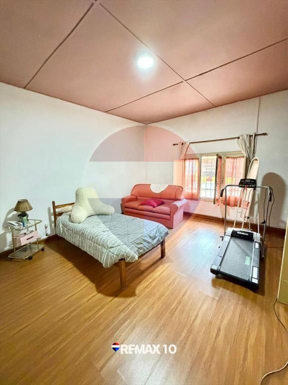 SE VENDE CASA A 3 CUADRAS DE PLAZA ASAMBLEA