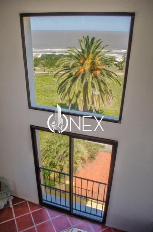 Casa Tipo Castillo en Venta - Frente al Mar - 3.500 mÂ²