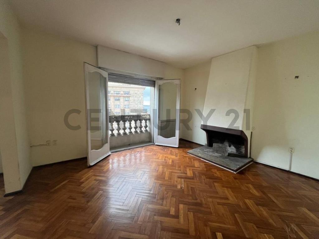 Centro 136m2 | 3 Dormitorios + Servicio | Estufa a Leña |...