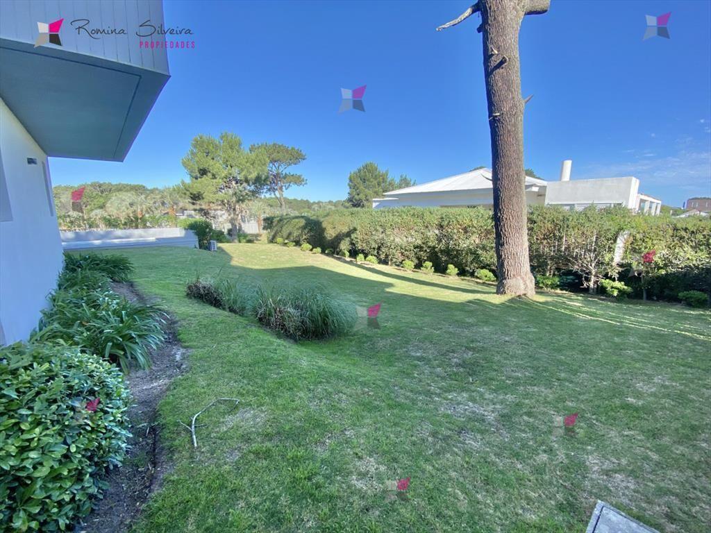 VENTA DE CASA 5 DORMITORIOS PINAR DEL FARO