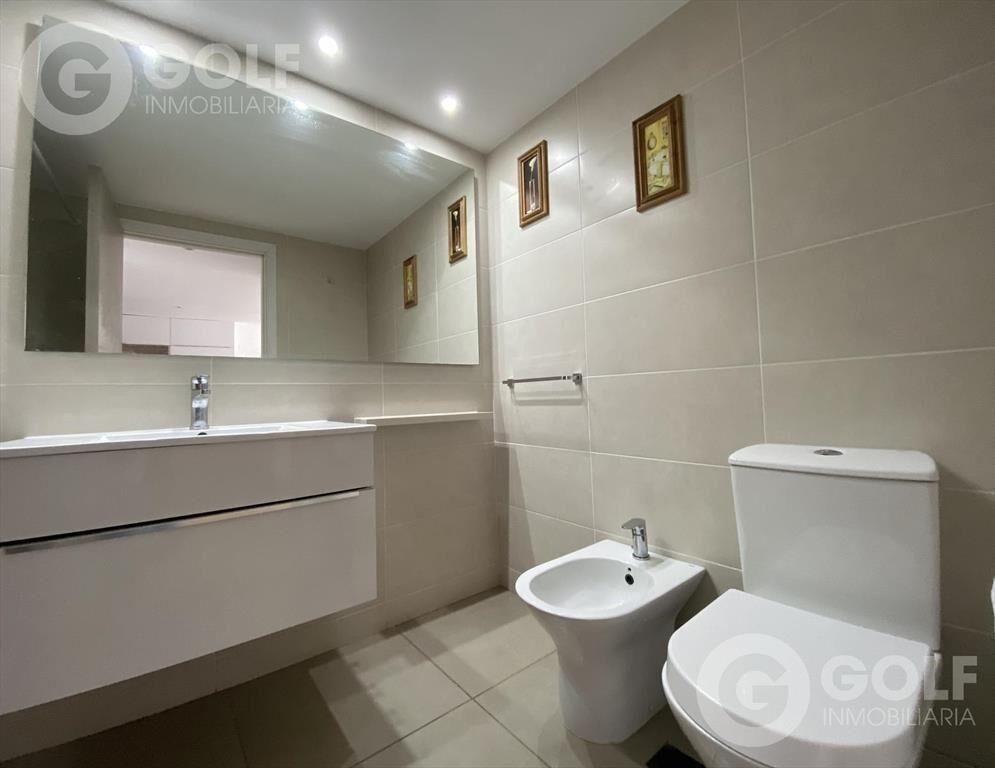 Venta de apartamento de 1 dormitorio con cochera en Punta