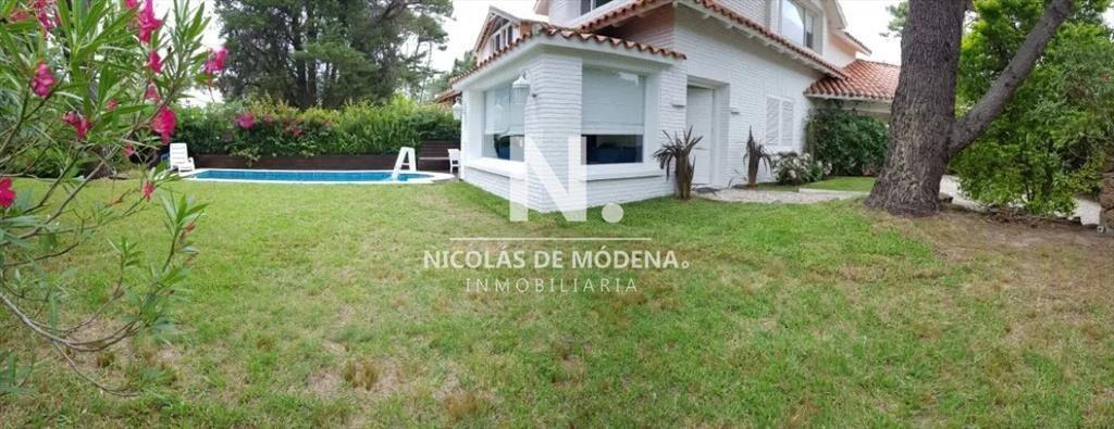 Casa  de 3 dormitorios en Venta en San Rafael,