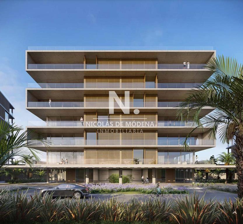 Venta de apartamento de 683m2, 4 dormitorios en