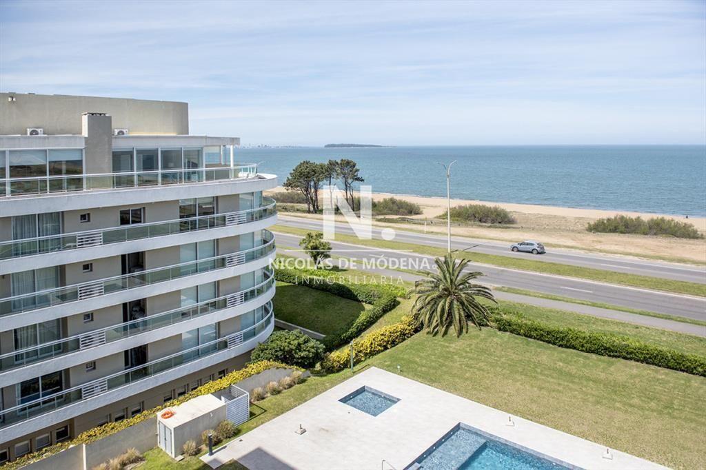 Vende departamento de 2 dormitorios en Playa del