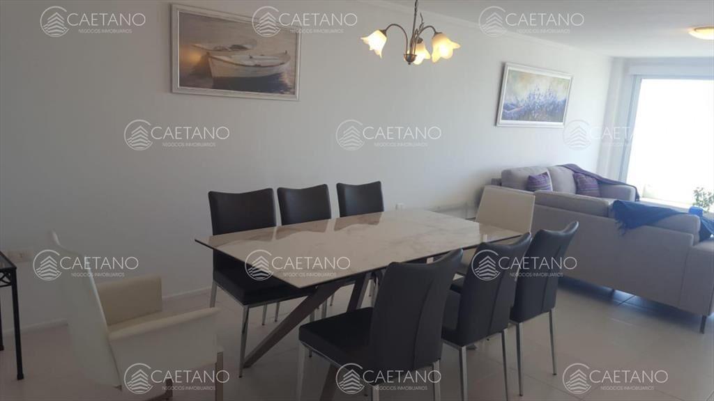 Venta apartamento 3 dormitorios. Playa brava, del