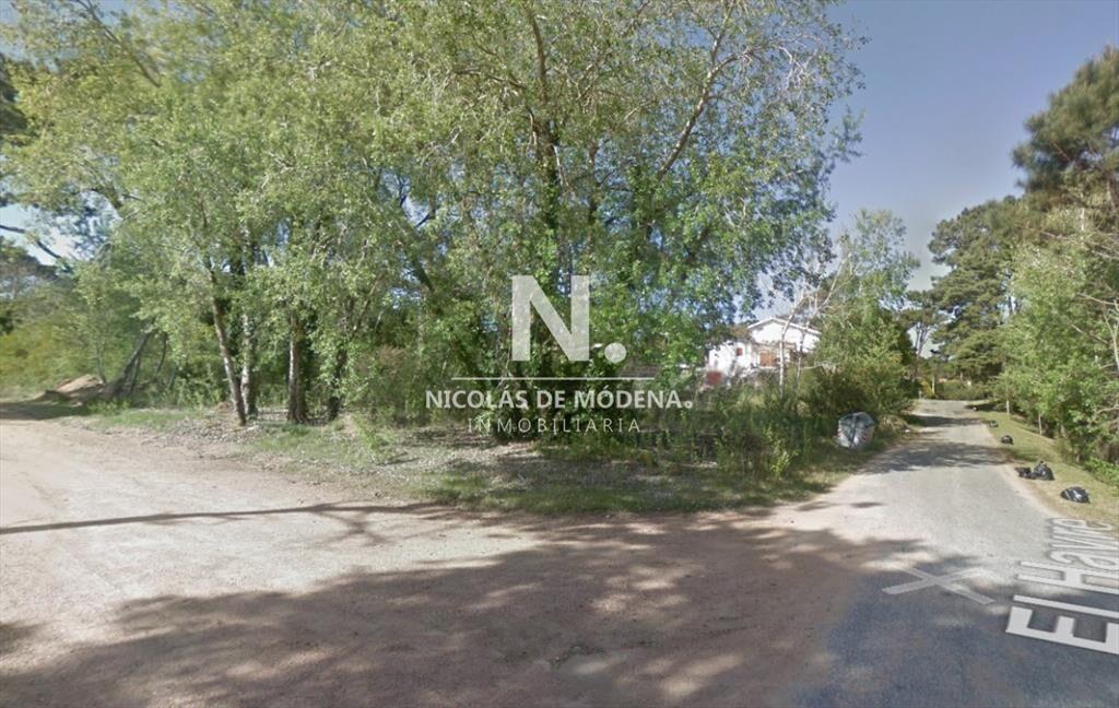 Terreno próximo al shopping, excelente