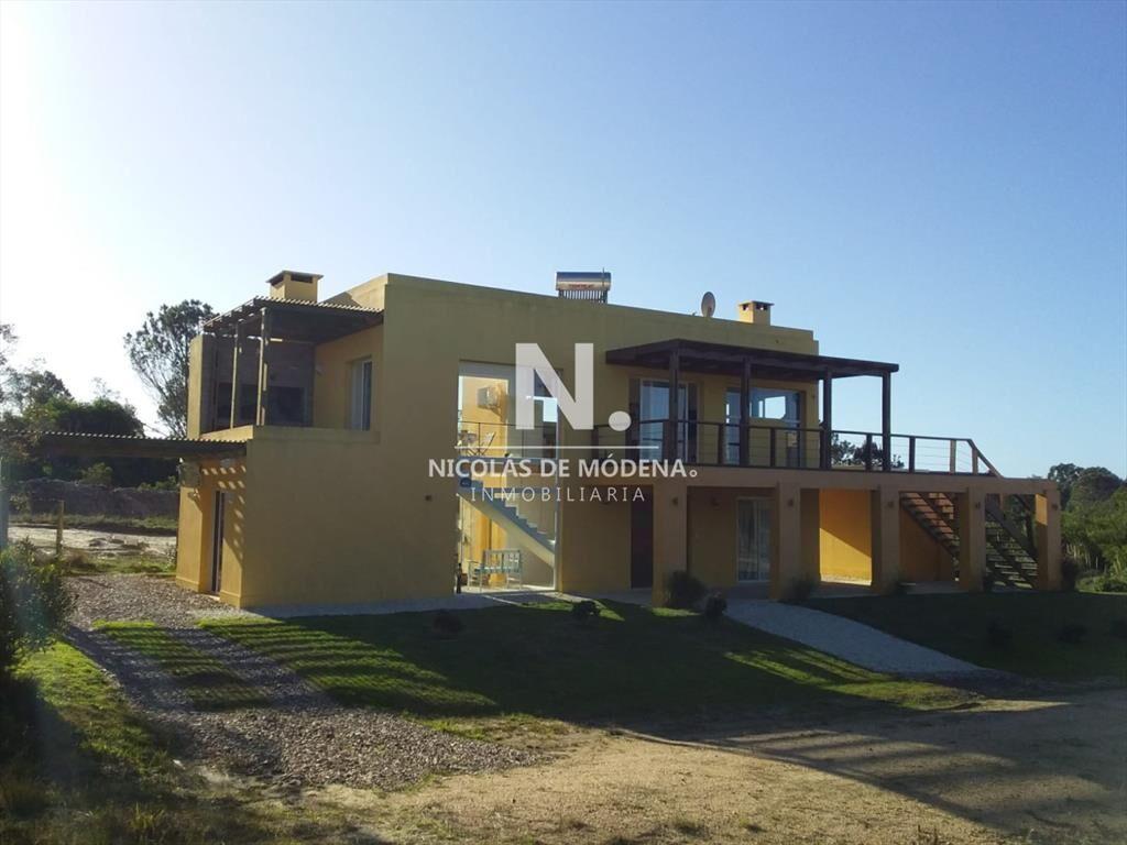 Hermosa casa en Venta y alquiler de 3 dormitorios a 100mts