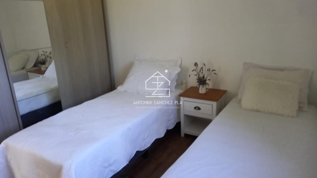 Alquiler y venta de casa de 4 dormitorios en Barrio Privado