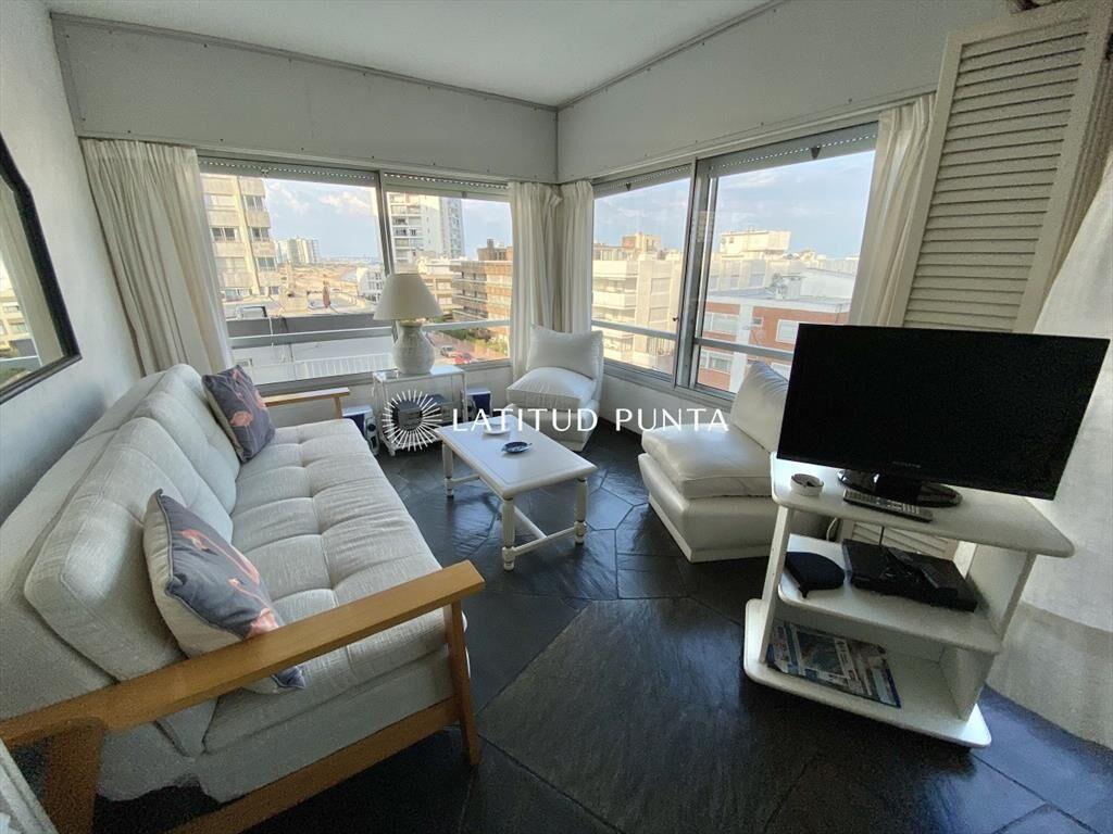 Apartamento en Península, 2 dormitorios, piscina