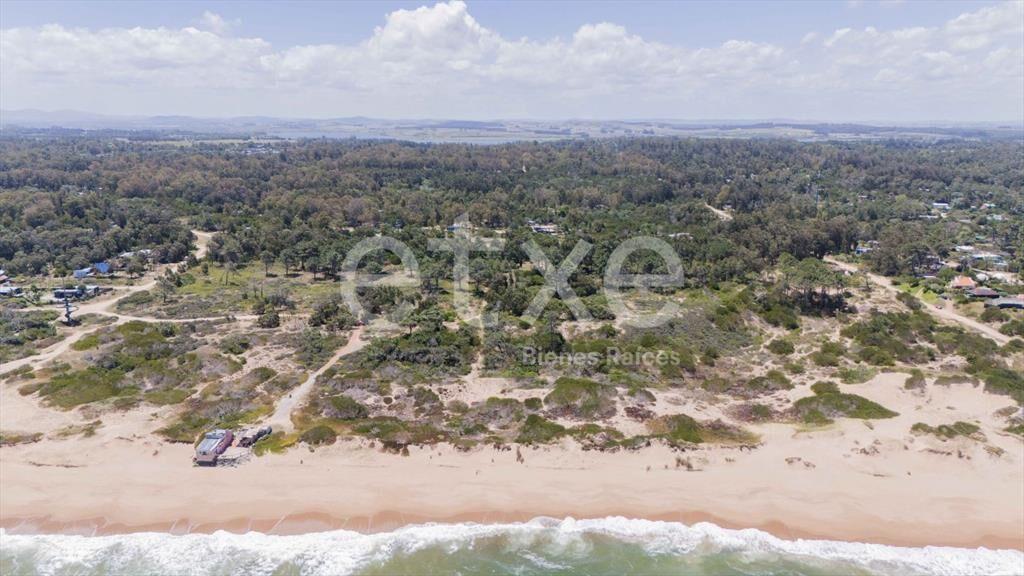 Terreno en Venta Primera Línea Ocean Park...