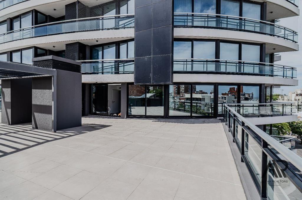 Apartamento 3 dorm. y terraza con parrillero en venta. B...