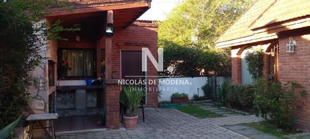 Impecable casa, comoda e iluminada con agradables