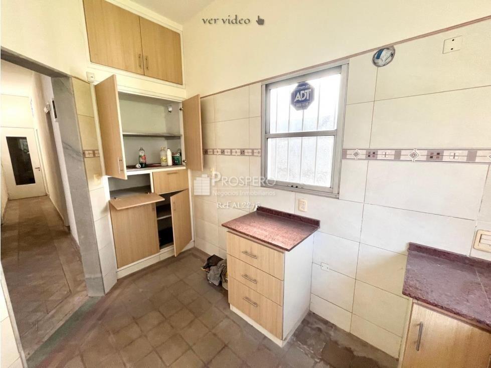 AL2276 venta casa 4 dorm Union gran fondo c/parrillero