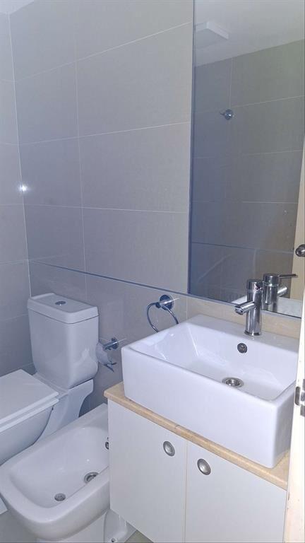 VENTA o ALQUILER  MONOAMBIENTE CON TERRAZA AL FRENTE. CAMPB