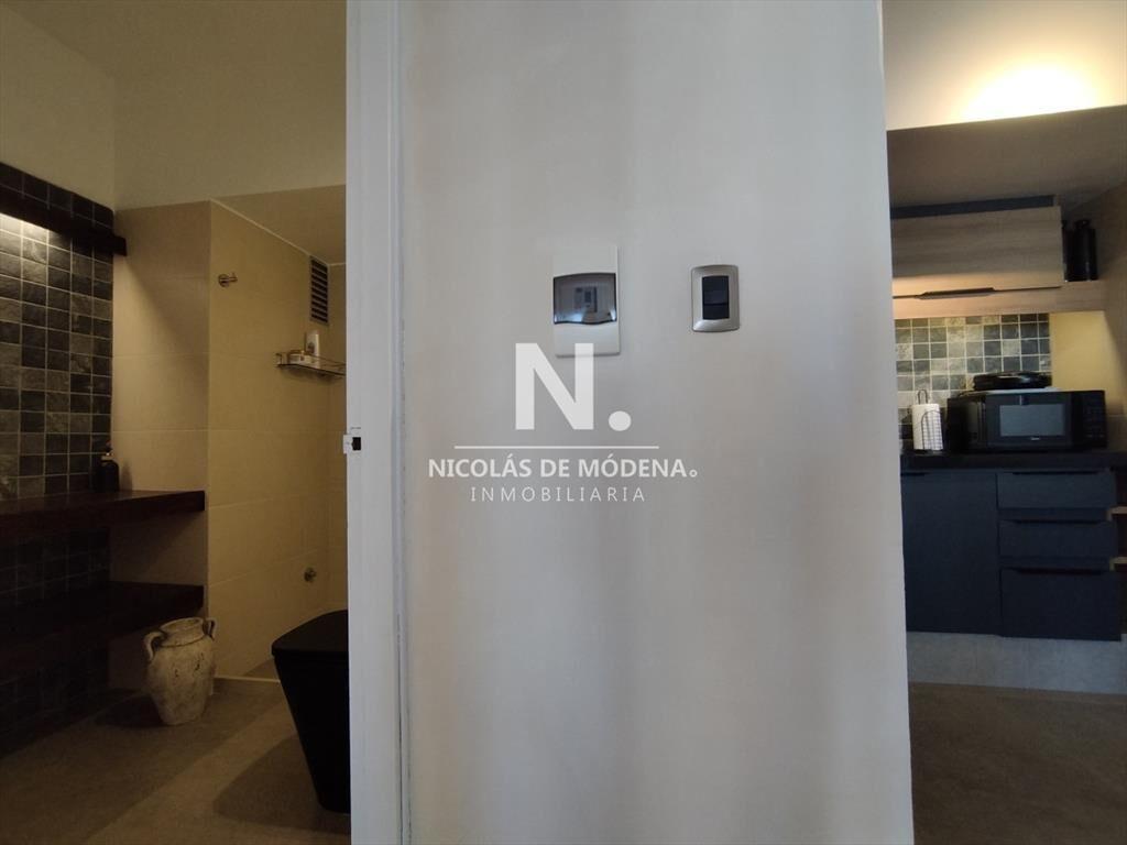 Apartamento de un dormitorio en venta en Punta