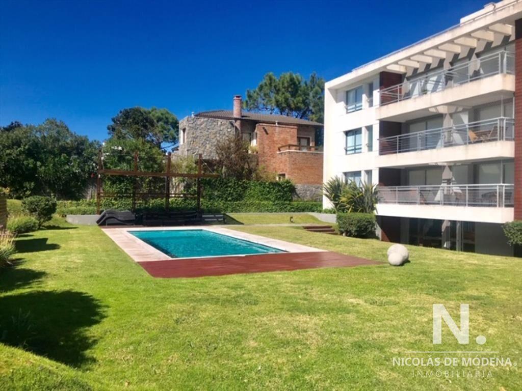 Apartamento en venta en playa brava