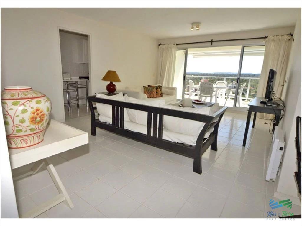 Apartamento en Mansa, 3 dormitorios *