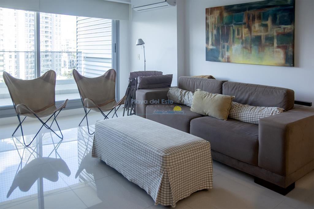 Apartamento en venta en Torre esmeralda de 3 , en