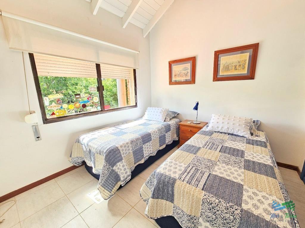 Venta de casa PH DUPLEX 2 dormitorioss en barrio