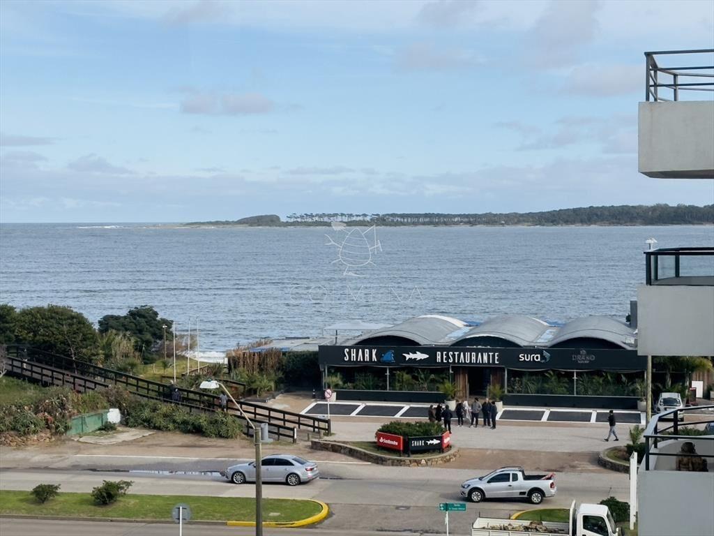 Apartamento en venta, 3 dormitorios, vista al